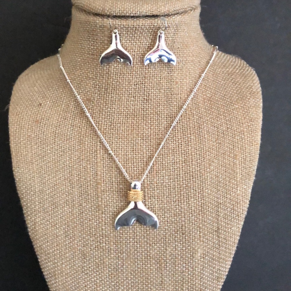 - NWT ๐ณ Whale Tail Necklace & Earrings ๐ณ - Picture 1 of 5